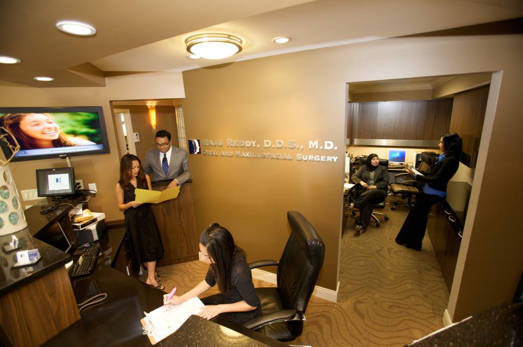 Oral Surgeon Office Tour Photo